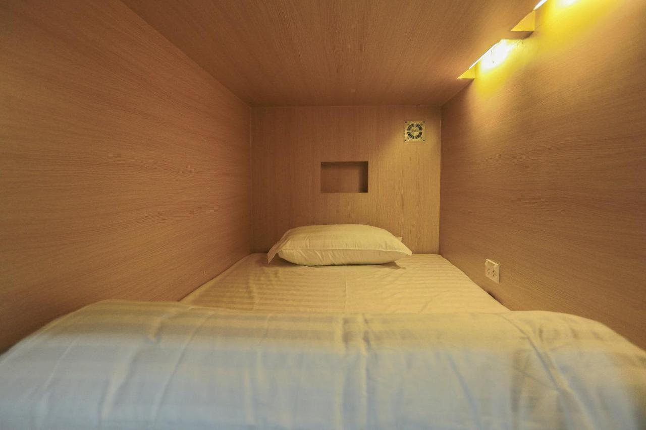 Petit Espace Boutique Hostel فيينتيان المظهر الخارجي الصورة