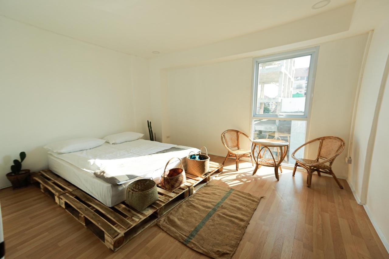 Petit Espace Boutique Hostel فيينتيان المظهر الخارجي الصورة